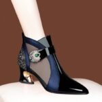 Sandals thick heels closed toe sandals - Image 3
