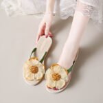summer fashion straw flower flat bottom pastoral holiday beach flip flops