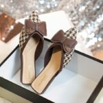 wear sandals pointed toe mules large size shoes