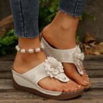 casual breathable flower sandals slippers for outdoor beach vacation - Image 3