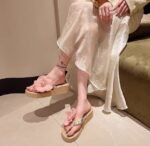 Small new fairy style wedge heel flip flops women summer fashion straw flower thick bottom pastoral holiday beach shoes - Image 8