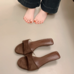 French simple leopard print flip flops