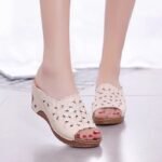 women's flower slippers sewing cross-border wedge heel large size sandal - Image 3