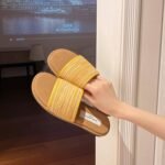 Bohemian flat-soled woven flip flops for women - Image 3