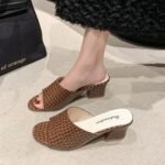 Outdoor sandals for women - Image 2