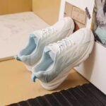Mesh non-slip breathable running shoes for women