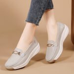 Wedge Flat Spring and Autumn Shallow Soft Leather Shoes Slip-on Mom Shoes - Image 4