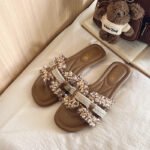 new seaside vacation beach flip flops fashionable and comfortable sandals - Image 5