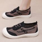 Women's Flying Weave Breathable German Training Shoes Fashion Casual Single Shoes Soft Sole Comfortable Mom Shoes - Image 5