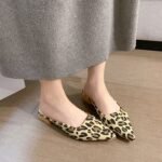 New style high-heeled slippers for spring and summer, thick-heeled, pointed-toe, half-slipper sandals for women - Image 2