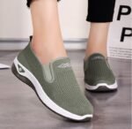TEMU shoes women's spring and summer old Beijing cloth shoes - Image 2