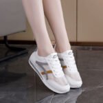 Korean casual single shoes, breathable soft sole, mesh, lightweight, classic style. - Image 6