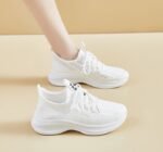Fashion Single Shoes, Flyknit Mesh Shoes, Breathable Soft Sole Running Shoes, Export Sports Shoes - Image 2
