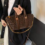Retro Leopard Print Handbag New Fashion Small Popular Internet Super Popular Crossbody Bag - Image 2