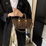 Retro Leopard Print Handbag New Fashion Small Popular Internet Super Popular Crossbody Bag - Image 5