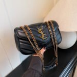 New Korean Style High-grade Embroidery Rhombic Fashion Envelope Bag