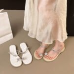 Small Diamond Low-Heeled Thong-Toe Sandals for Women 2026 - Image 4