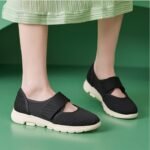 Non-Slip Breathable Women's Single Shoes with Color-Blocking Design - Image 3