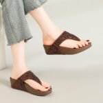 Rhinestone Flip-Flops for Women's Summer Outer Wear New Anti-Slip Flip-Flops Wedge-Heeled Thick-Soled High-Heeled Beach Shoes