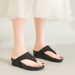 Rhinestone Flip-Flops for Women's Summer Outer Wear New Anti-Slip Flip-Flops Wedge-Heeled Thick-Soled High-Heeled Beach Shoes - Image 5