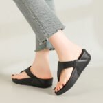 New Style Platform Flip-Flops for Women, Fashionable Casual Beachwear, Non-Slip Soft Sole, Summer Wedge Heel Sandals - Image 4