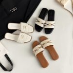 Women's Summer Slippers Fashionable All-match 2025 New French Flat Beach Lazy Slippers for Women - Image 5
