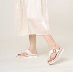 Clip Toe Sandals Women's Outwear Fashionable Summer New All-match Dung-feeling Non-slip Vacation Beach Slippers - Image 3