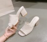 one-word drag thick heel knitted wool high heel square sandals - Image 5