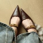Simple Pointed Mueller Slippers Women's French Style Thick Heel Mid-Heel Half Slippers Metal Toe Sandals Half Row - Image 5
