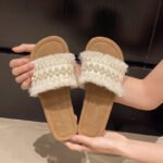 Open-Toe Pearl Flat Beach Sandals for Women - Image 4