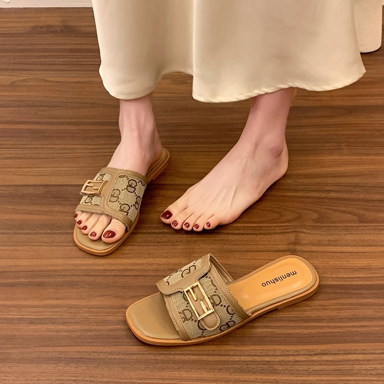O1CN01Uc2dkm29RpKjms3nZ_!!2214847358065-0-cib New Trendy Fashion Soft-Soled Sandals Fairy Style Low-Heel Slide Sandals - Image 1