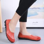Mother's Suede Cowhide Beanie Shoes Women's Non-Slip Casual Flats Shoes - Image 11