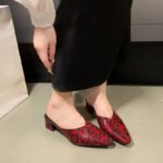 Cross-Border Large Size Closed-Toe Half-Slippers for Women, 2026 New Style, Elegant Snake Print Pointed-Toe French High-Heeled Mules for Women