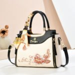 Mother's Day Gift Embroidered New Chinese Style Large-Capacity Handbag for Ladies, Elegant and High-End Crossbody Bag for Mothers - Image 7
