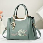 Factory High-End Chinese Style Embroidered Crossbody Bag as a Gift for Mother, Middle-Aged Lady Handbag, New Xia Xin Chinese Style - Image 7