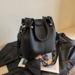 Cross-Border Women's High-End Versatile Bucket Bag 2026 New Model Wide Strap Shoulder Crossbody Bag Women's Handbag - Image 2