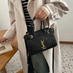 Chanel Style Atmospheric Light Luxury Fashion Casual Little Red Book Same Style Western Style All-Match Explosions Crossbody Shoulder Niche New Style - Image 10