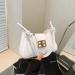 Underarm Small Square Bag for Women, 2026 Summer New Model, Beautiful Niche Design, Simple Shoulder Crossbody Bag, Fashionable - Image 3