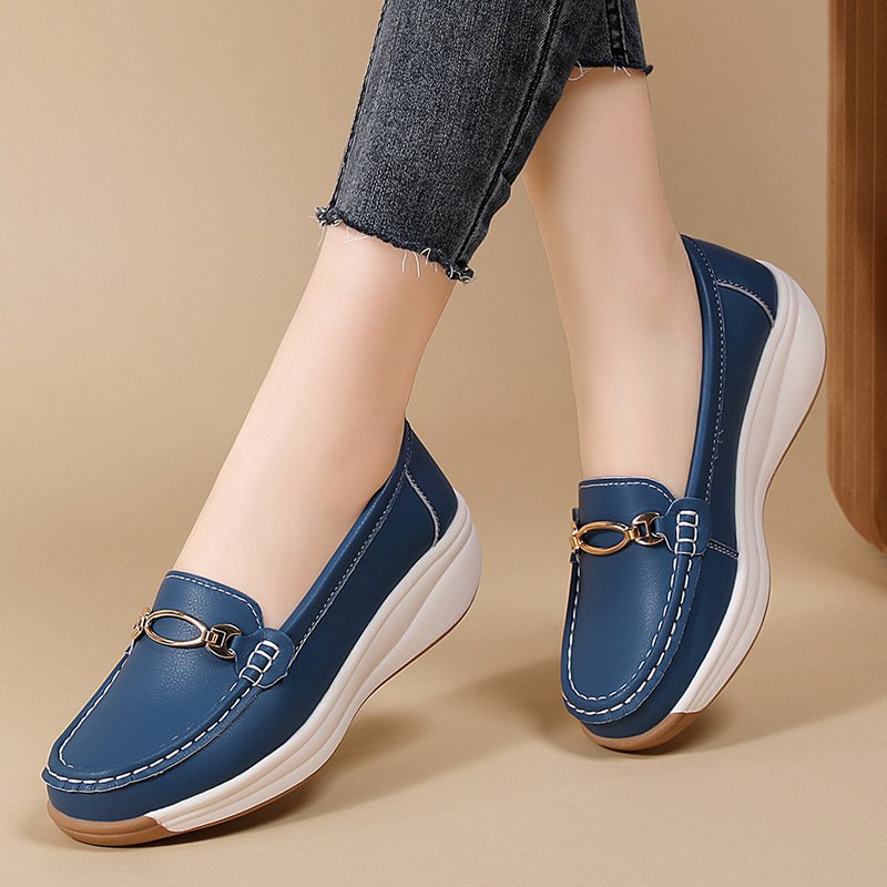O1CN01B98stz1CApDSA5ZUz_!!2086360041-0-cib 38-39-41 SIZE Wedge Flat Spring and Autumn Shallow Soft Leather Shoes Slip-on Mom Shoes - Image 1