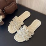 38-39 SIZE new seaside vacation beach flip flops fashionable and comfortable sandals
