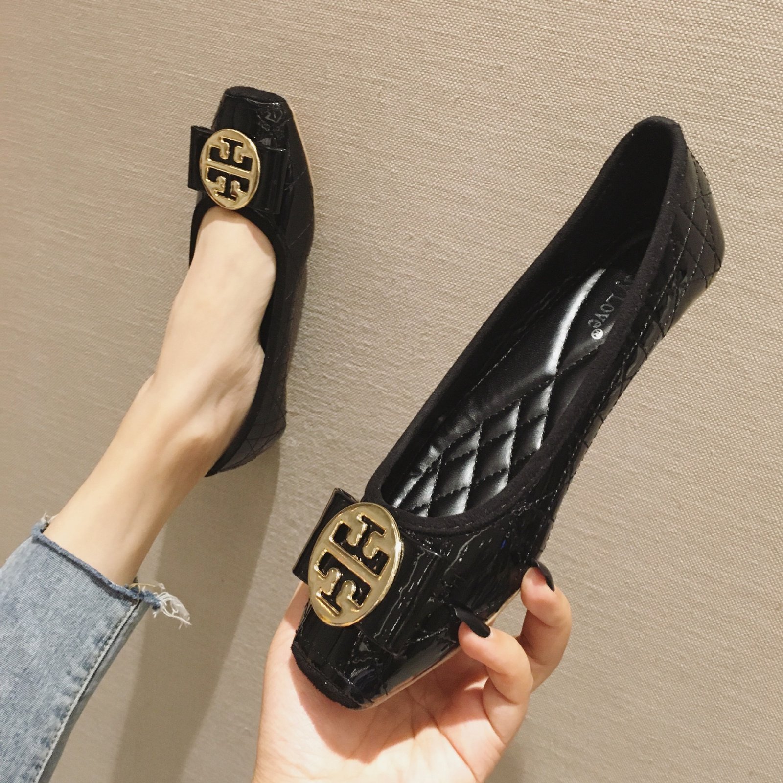 O1CN01OSCPE42MAxiejZlbM_!!2219209049788-0-cib 39-40 SIZE Breathable Work Flat Thick Heeled Soft Sole Non-slip Small Size Single-layer Shoes plus size Women’s Shoes - Image 1