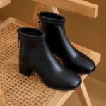 37-38 SIZE square head rear zipper high heel slim boots