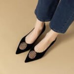 36-38 SIZE Commuter French Suede Work Shoes Not Tired Feet Women’s Professional Thin Heel Small Size New Pointed Black Low Heel Shoes