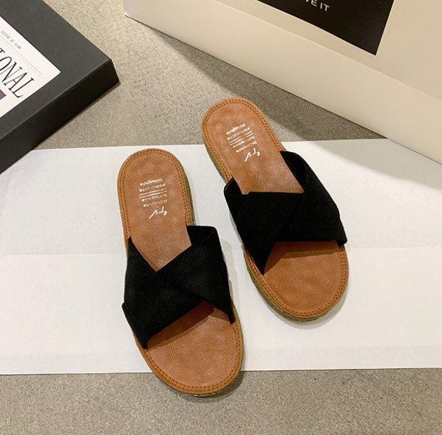 Screenshot 2025-06-30 194540 38 SIZE women non-slip Korean version of beach sandals - Image 1