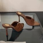 35-39 SIZE Retro pleated metal buckle stiletto high heels - Image 3