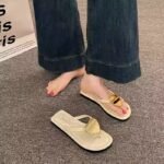 37-38-39-40 new style flip flops for women summer outdoor - Image 3