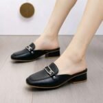 Women's soft leather slip-on sandals, 2026 summer and autumn new style, chunky heel, backless, one-piece slip-on.
