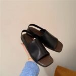 Women's cross-border sandals, new summer style, soft flat sole, retro fashion, versatile Korean style, genuine soft leather sandals, export. - Image 3